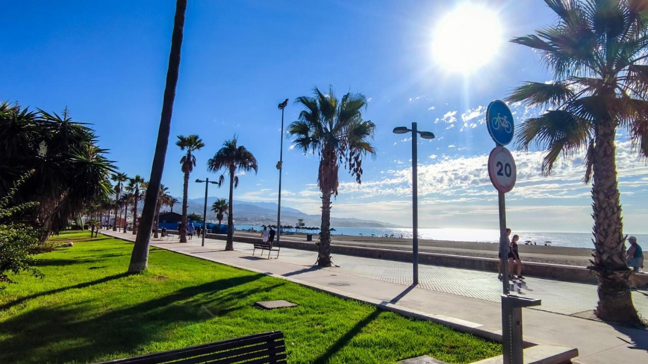 Luxury House Relax - Alojamientos La Torre Torre Del Mar Luaran gambar