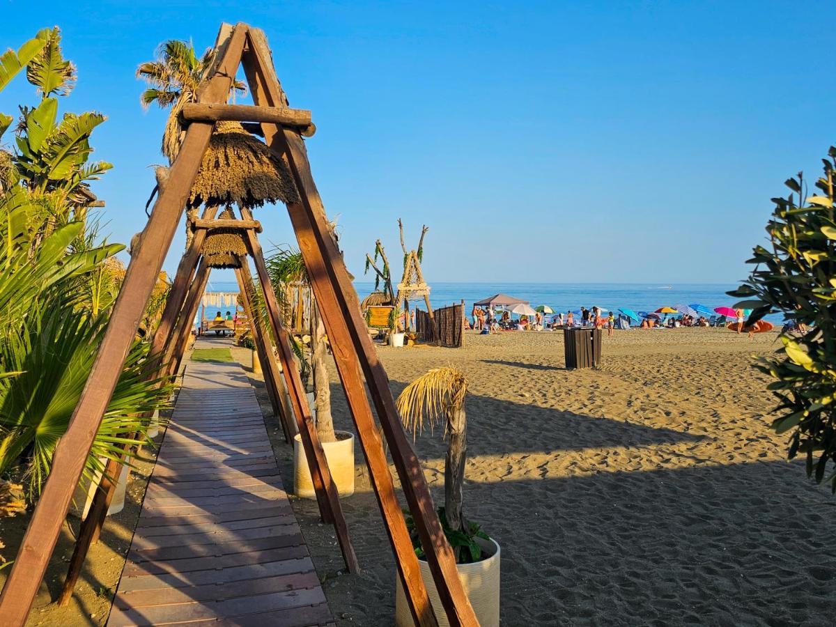 Luxury House Relax - Alojamientos La Torre Torre Del Mar Luaran gambar