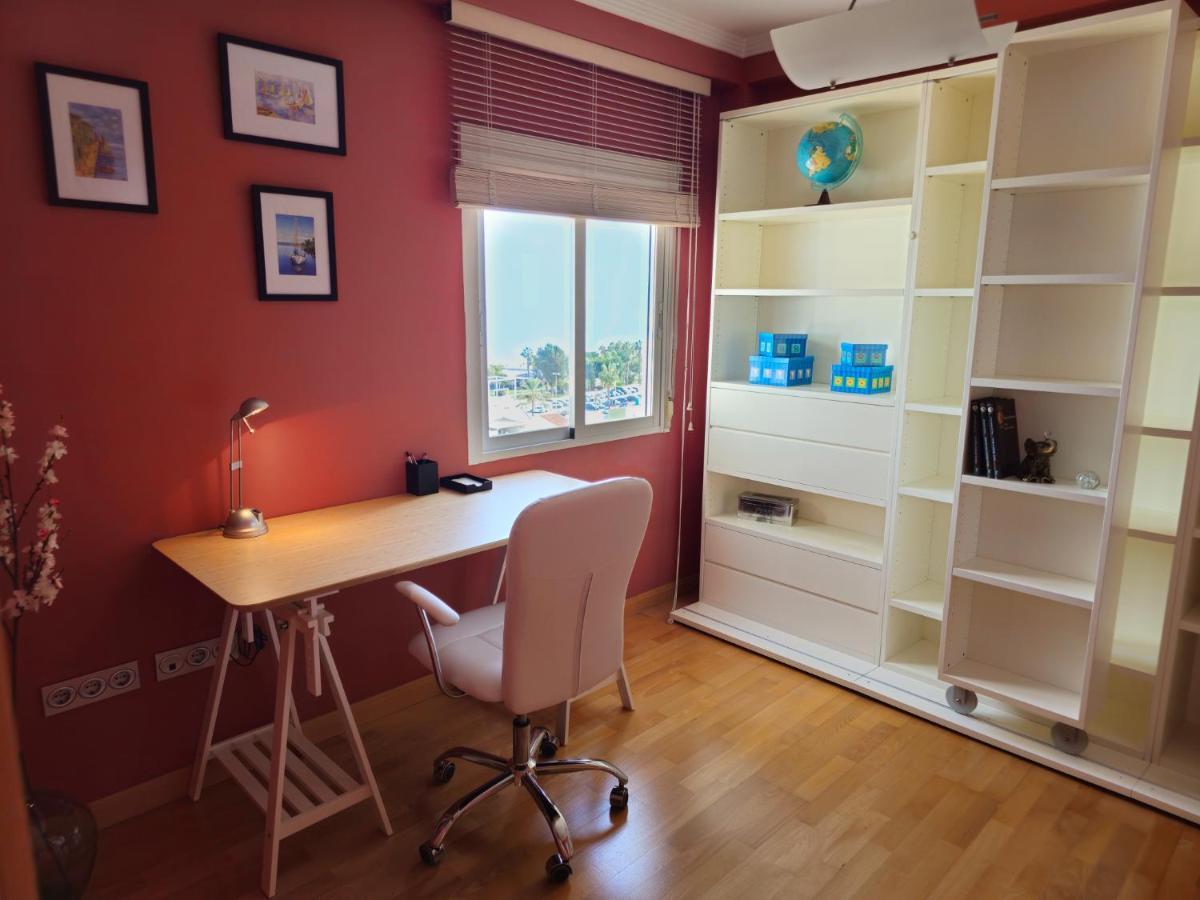 Luxury House Relax - Alojamientos La Torre Torre Del Mar Luaran gambar