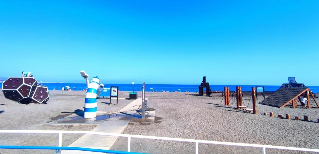 Luxury House Relax - Alojamientos La Torre Torre Del Mar Luaran gambar
