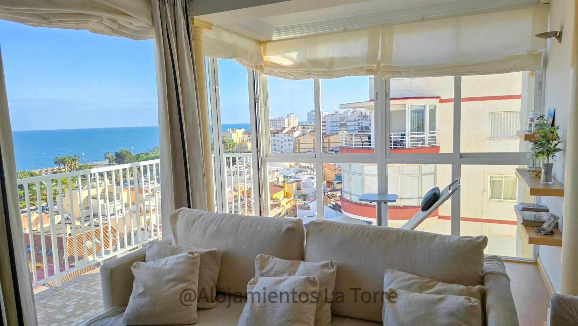 Luxury House Relax - Alojamientos La Torre Torre Del Mar Luaran gambar